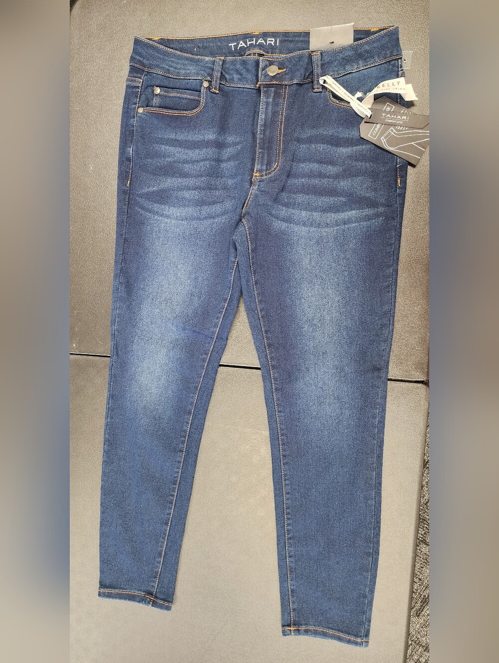 Tahari Women's Jeans Sz 12 Stretch Skinny Jeans